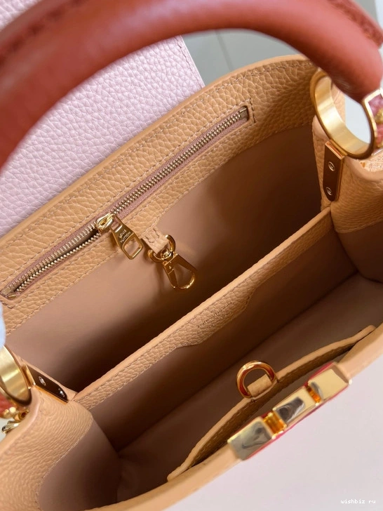 WIS LOUIS VUITTON BB CAPUCINES 0927